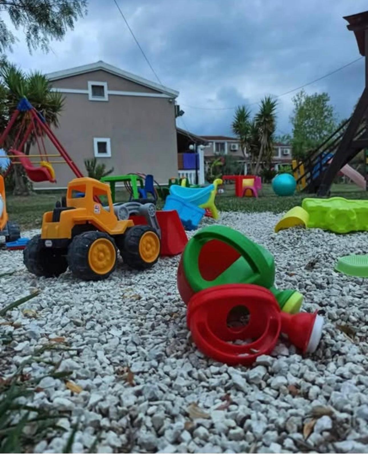 Apartament Demis *